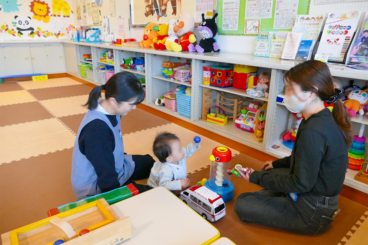 お母さんとスタッフ