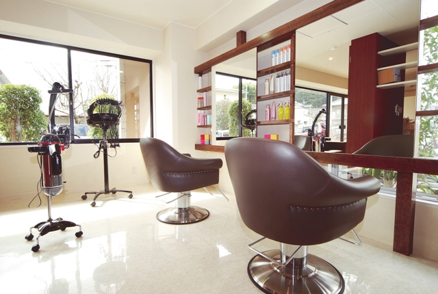 Age Hair (アージュヘアー)