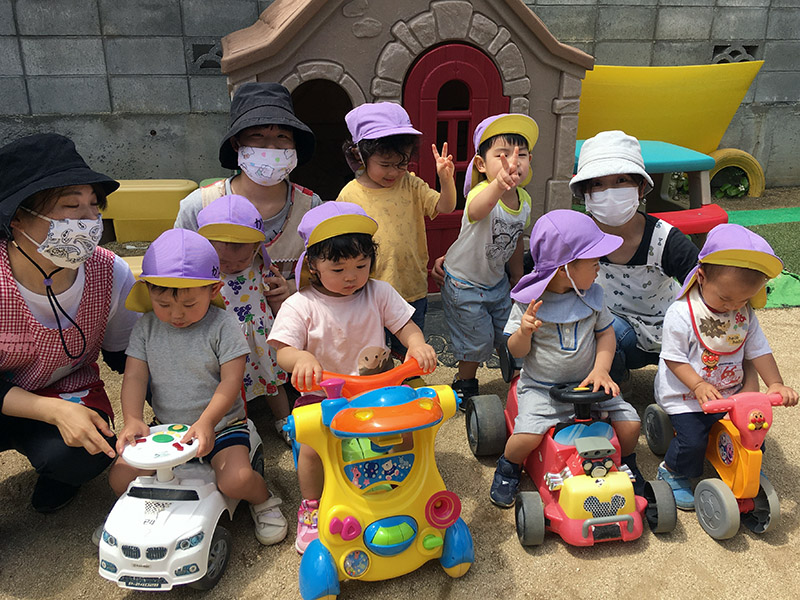 私立　かしの木園