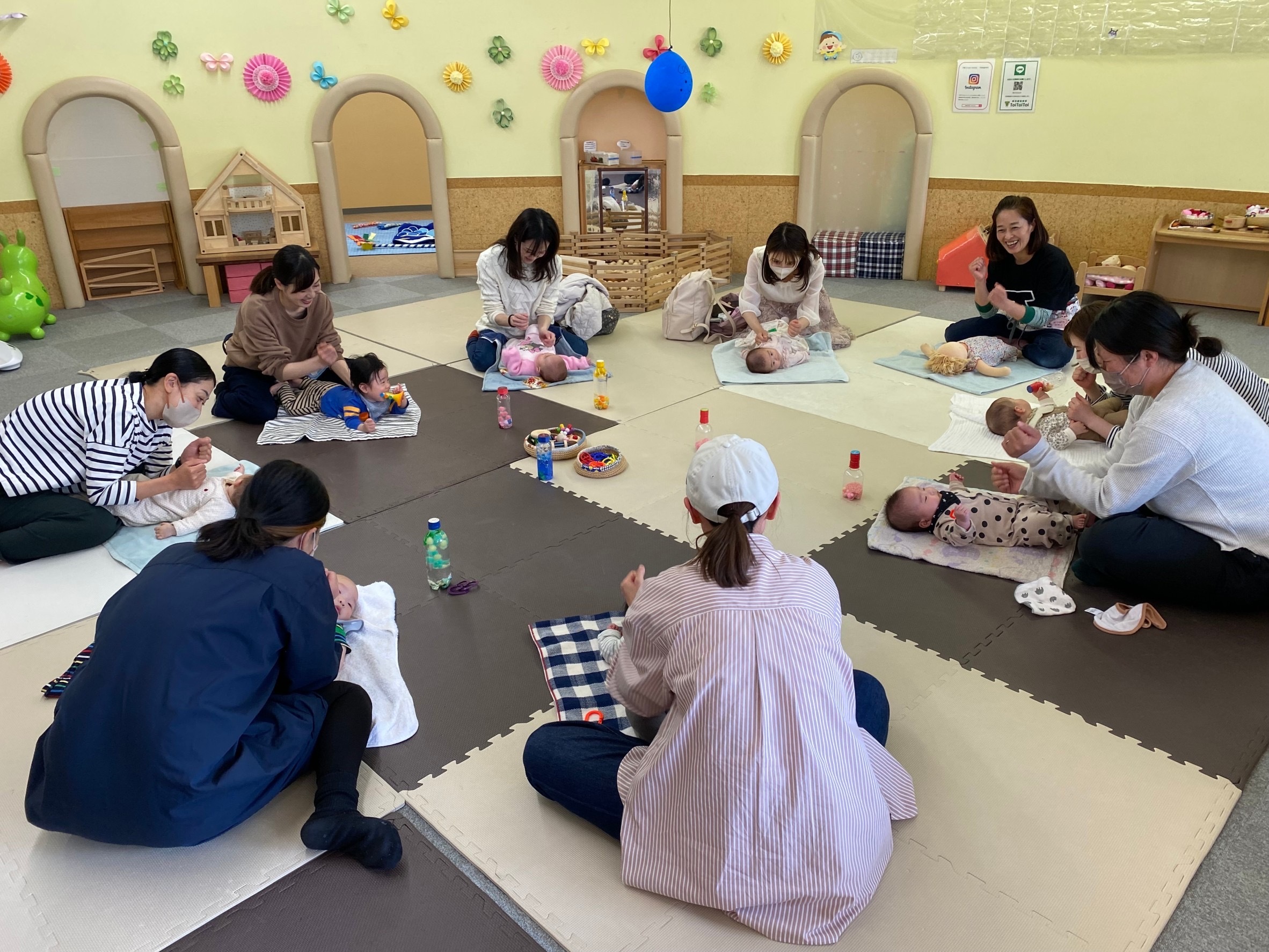 子育てひろばToiToiToi